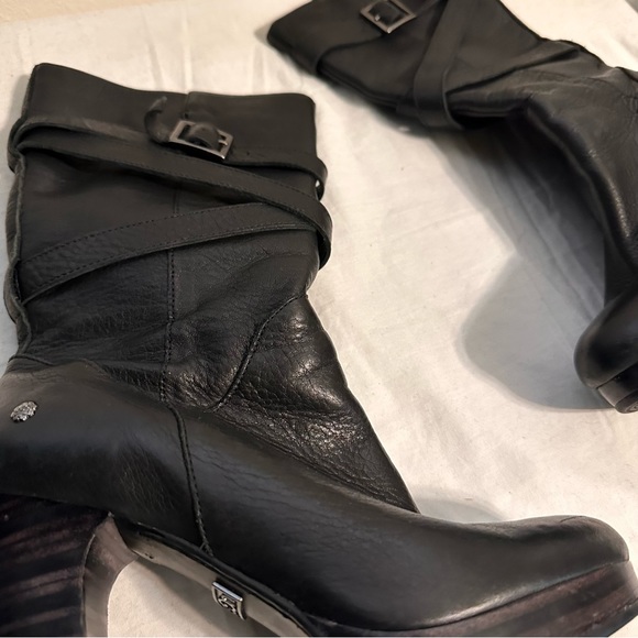 UGG Leather Black Boots - Picture 6 of 11
